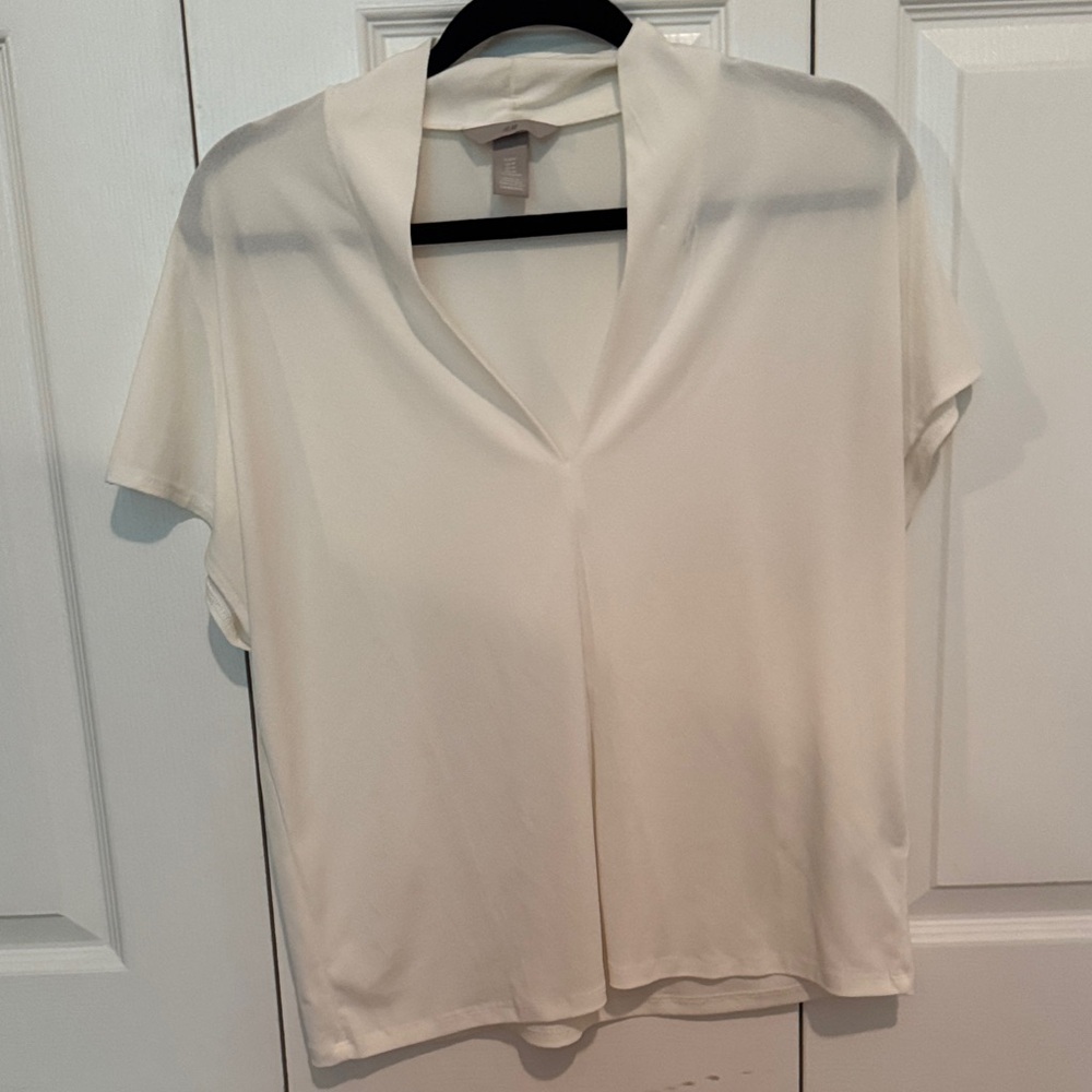 H&M Medium Cream Women’s Short Sleeve Blouse